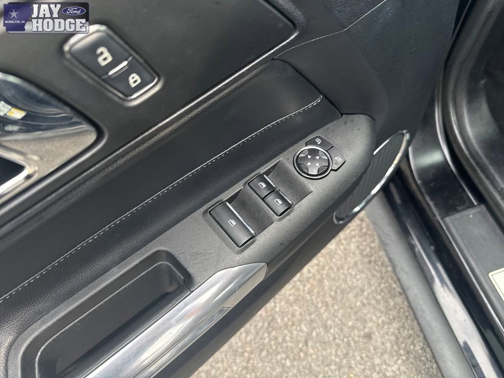 Used 2017 Ford Mustang Premium RWD image 22