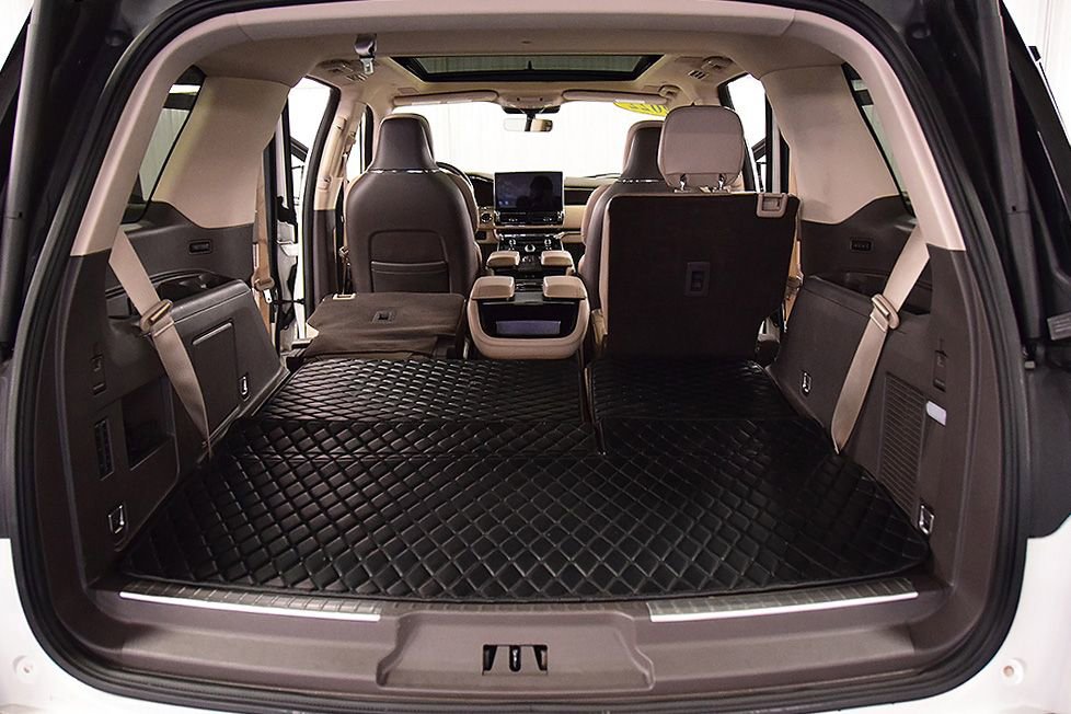 Used 2022 Lincoln Navigator Reserve image 36