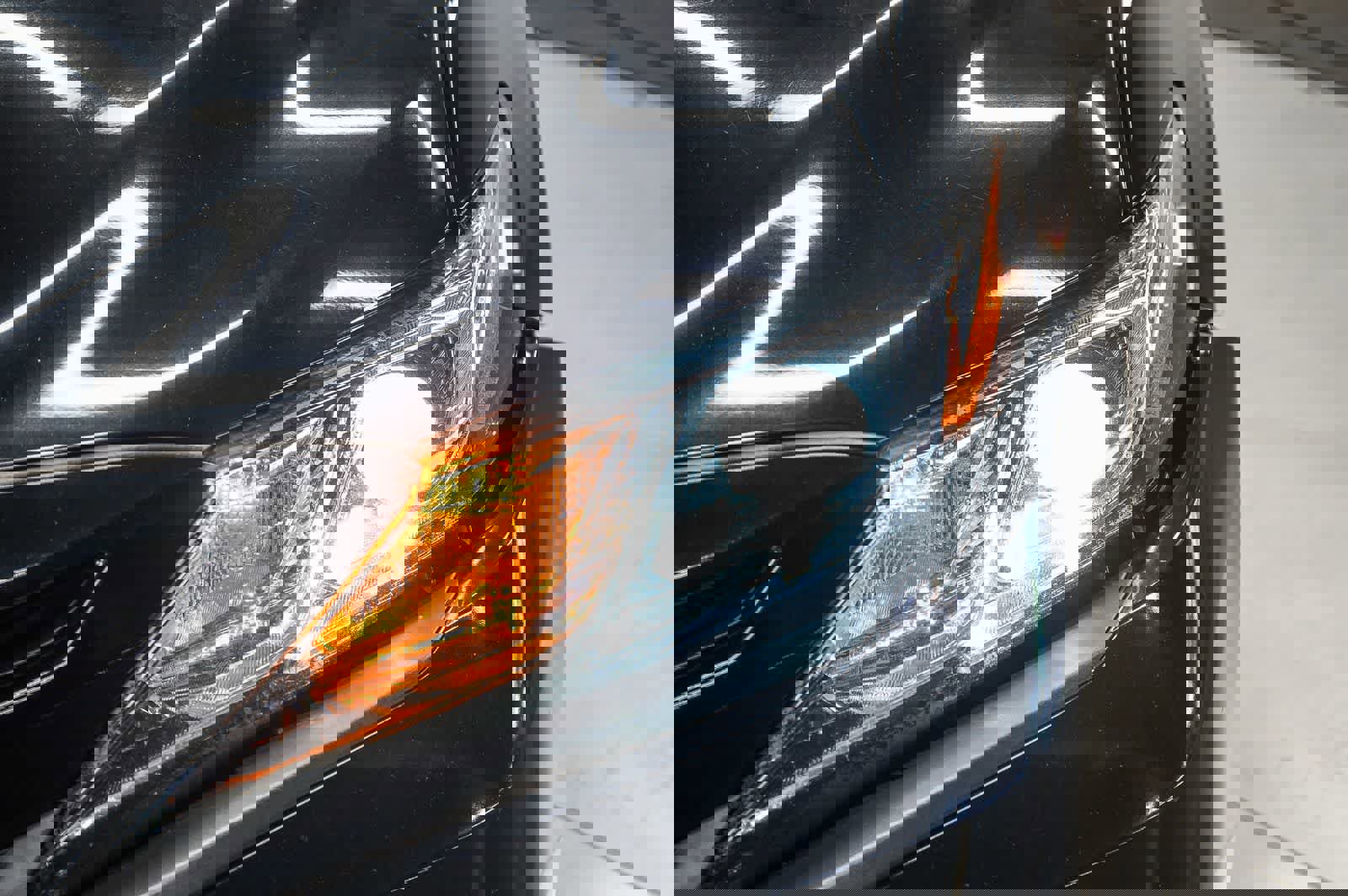 Used 2020 Toyota Camry SE w/ Convenience Package image 7