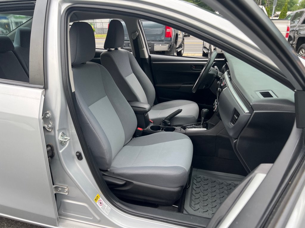 Used 2014 Toyota Corolla L FWD image 14