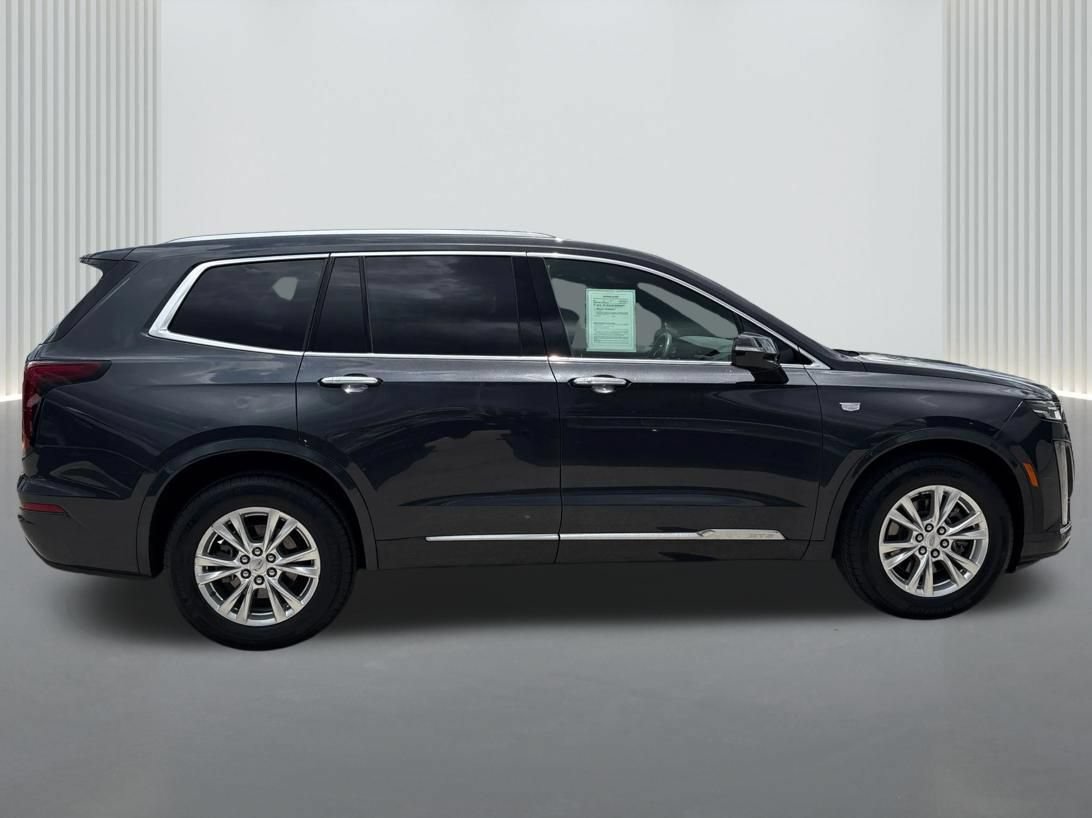 Certified 2023 Cadillac XT6 Luxury FWD image 4
