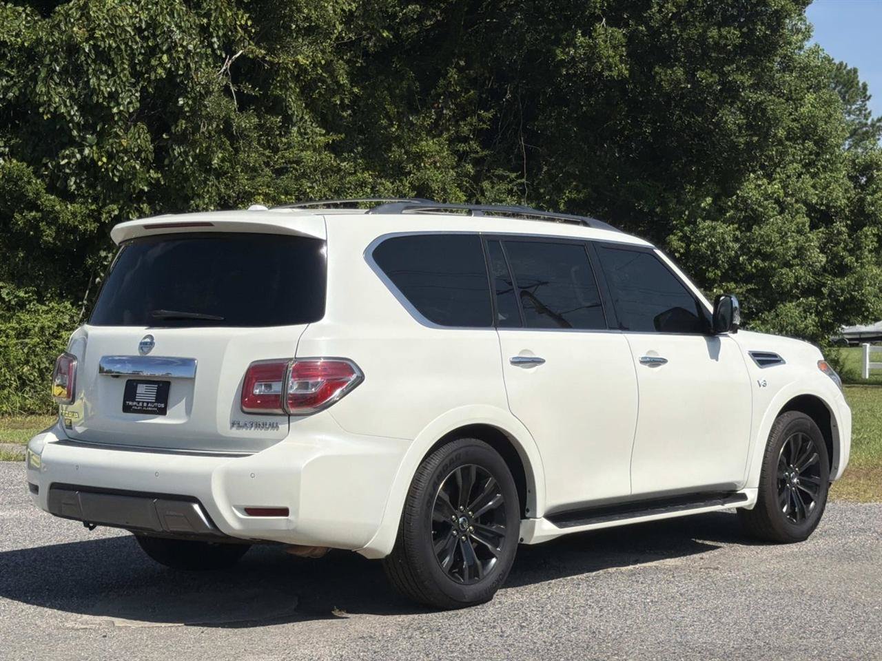 Used 2020 Nissan Armada Platinum w/ Captain's Chairs Package RWD image 6