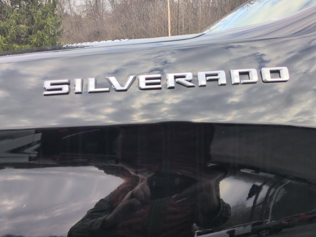 Used 2023 Chevrolet Silverado 1500 LTZ w/ LTZ Convenience Package II image 16