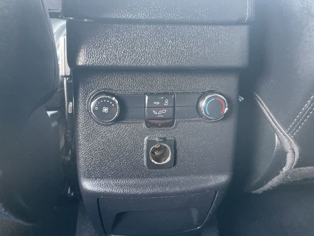 Used 2019 Ford Explorer XLT w/ Equipment Group 202A FWD image 21