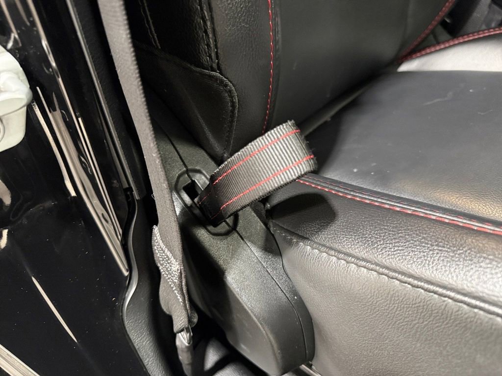 Used 2021 Jeep Wrangler Unlimited Rubicon w/ Uconnect 4C Nav & Sound Group AWD/4WD image 14