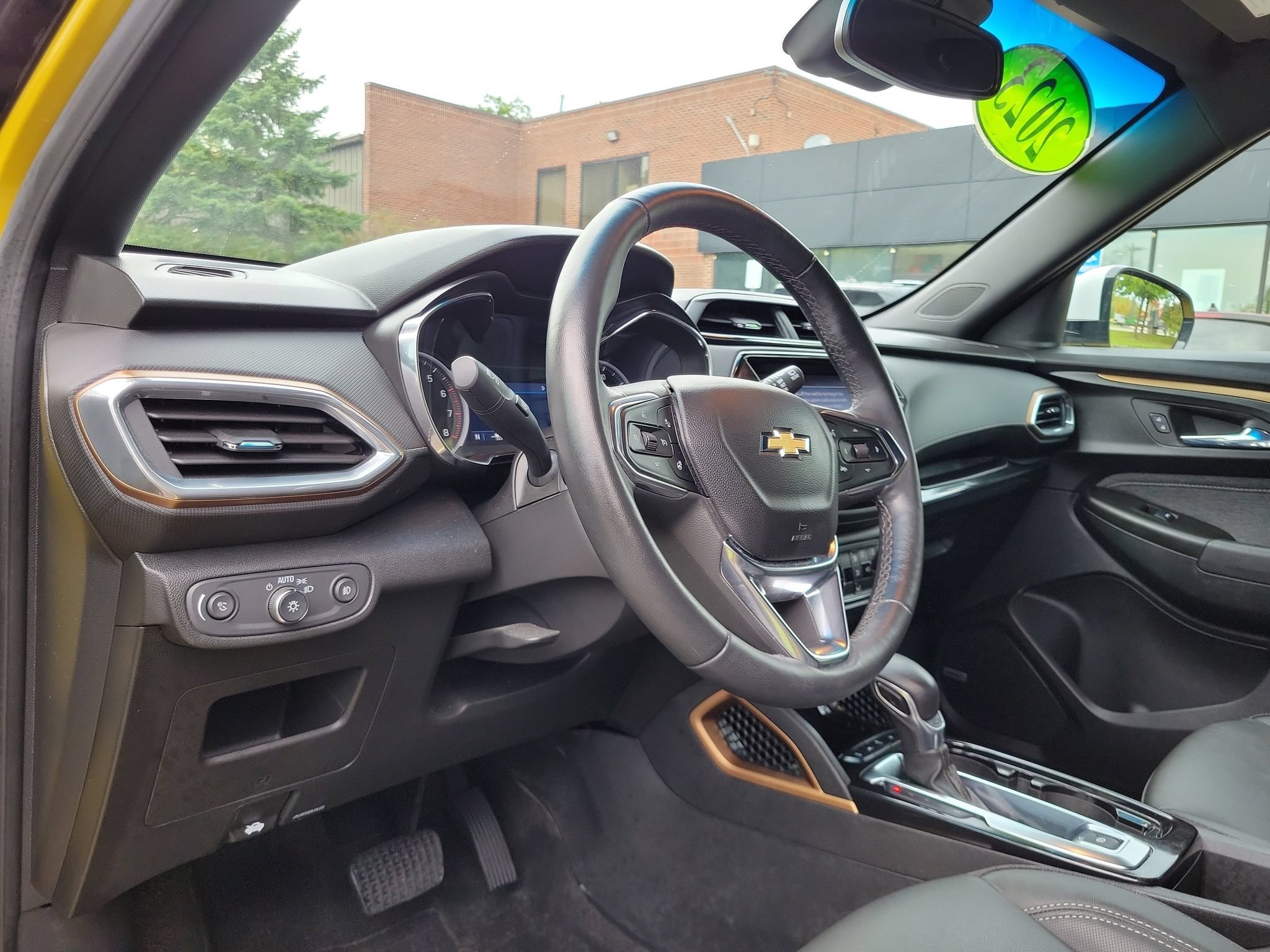 Used 2023 Chevrolet TrailBlazer ACTIV w/ Sun and Liftgate Package AWD/4WD image 6