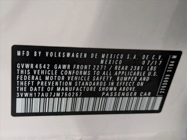 Used 2018 Volkswagen Golf S image 16