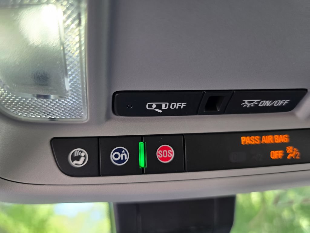 Used 2024 Chevrolet Equinox LT FWD image 29