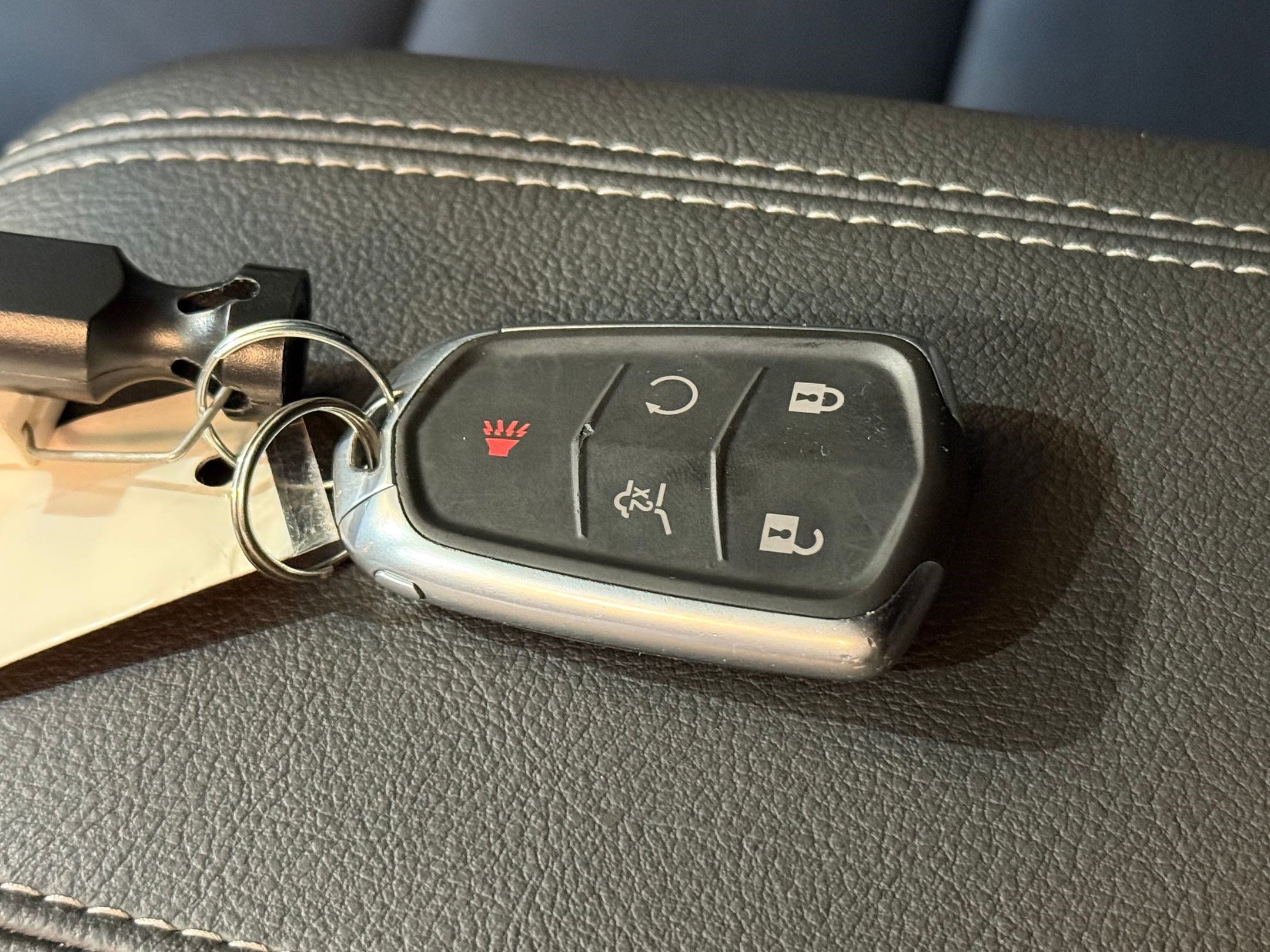 Certified 2023 Cadillac XT4 Premium Luxury image 34