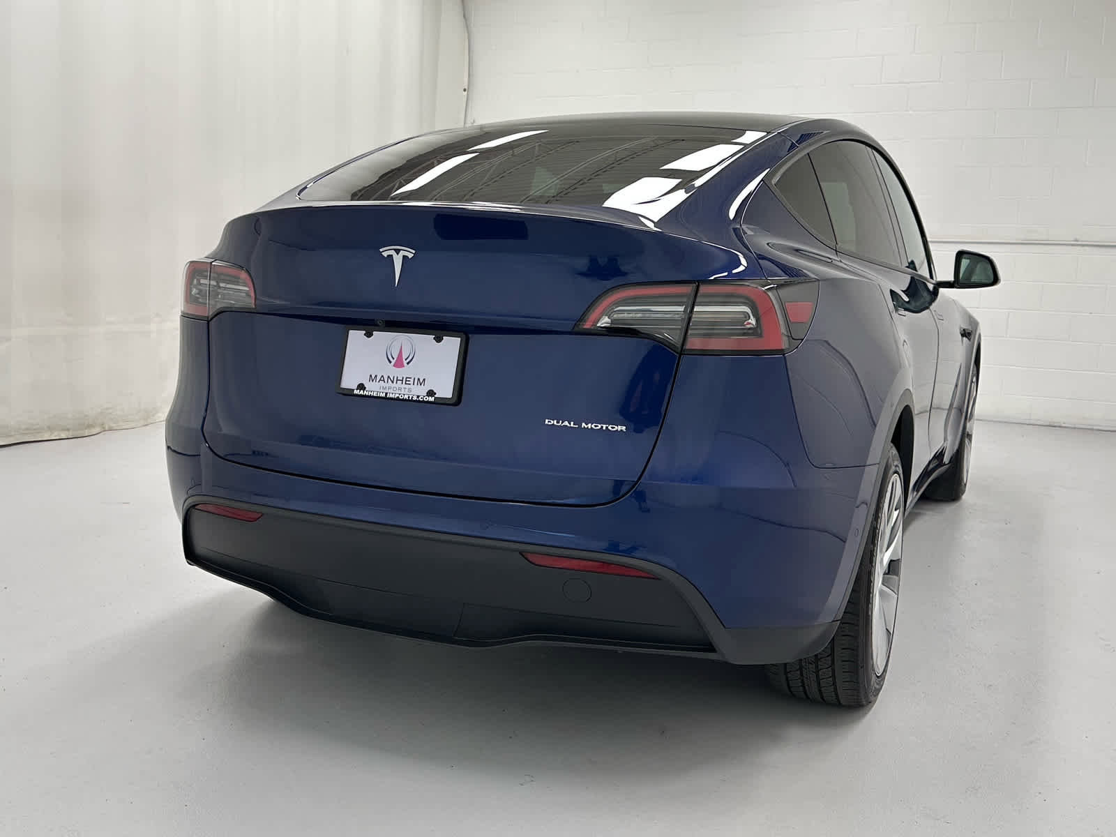 Used 2022 Tesla Model Y Long Range image 5