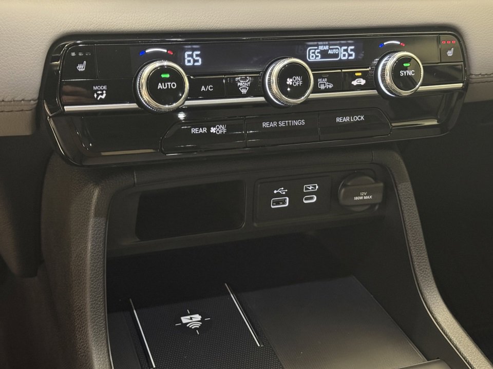 New 2025 Honda Pilot EX-L image 18