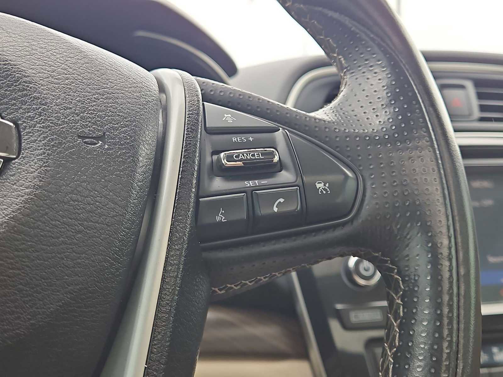 Used 2017 Nissan Maxima Platinum image 27