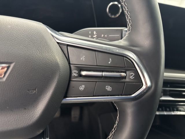 Used 2025 Chevrolet Traverse LT FWD image 13