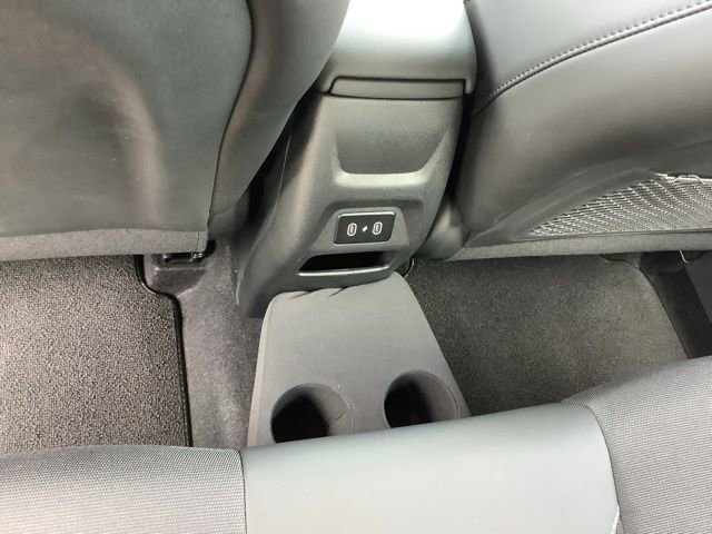 Certified 2025 Hyundai Venue Limited image 25