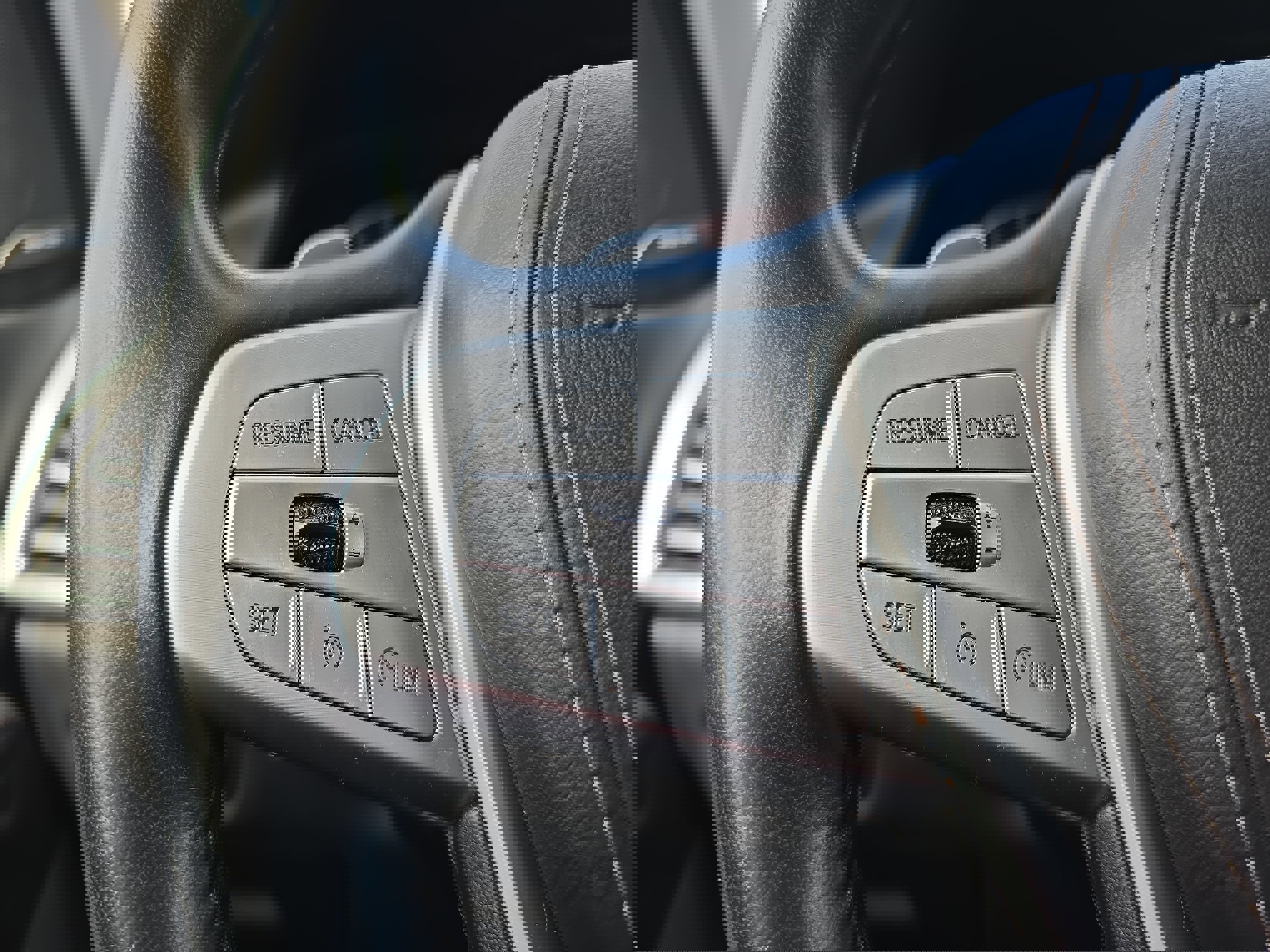 Used 2020 BMW X7 xDrive40i w/ Premium Package AWD/4WD image 18