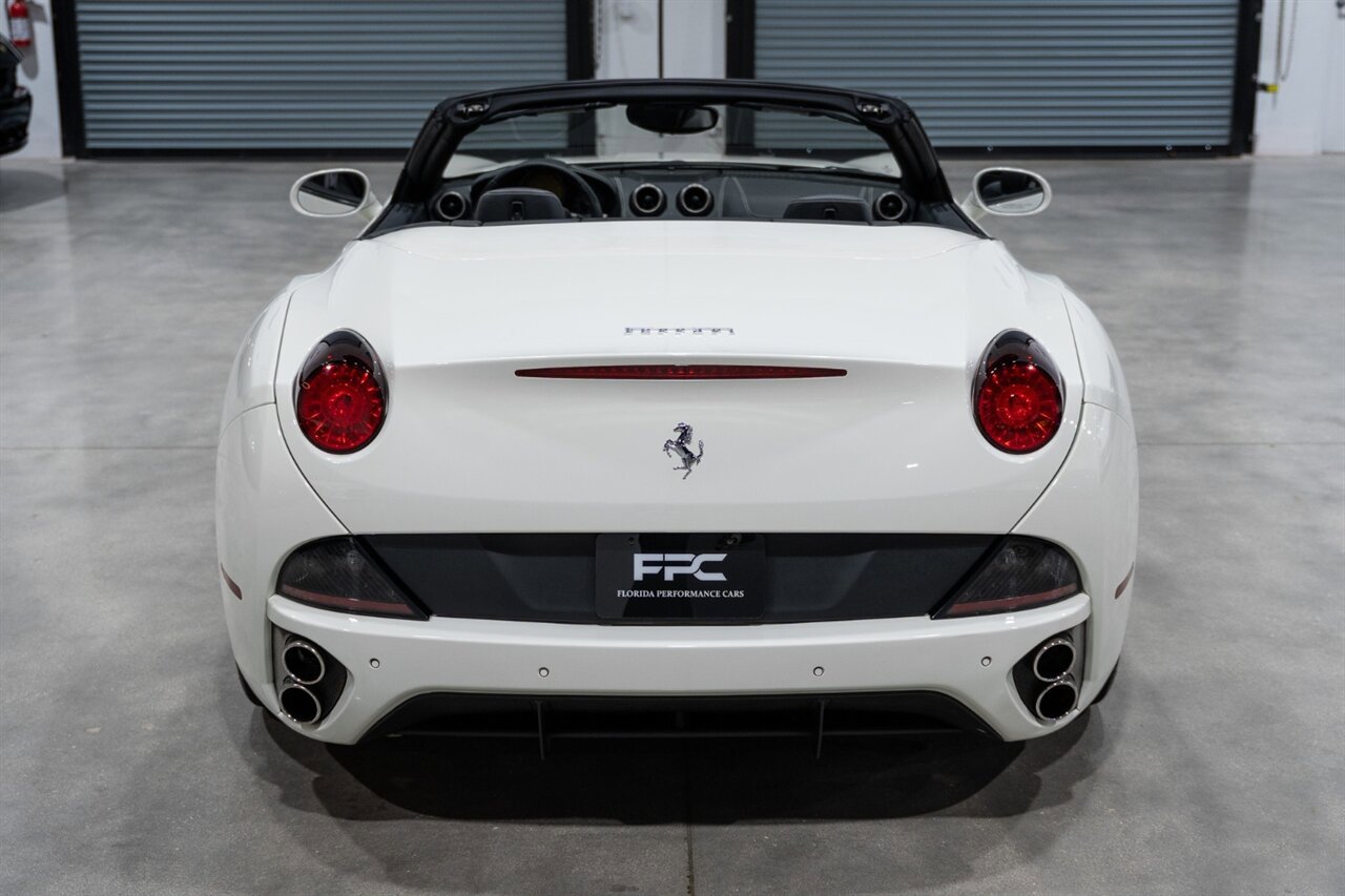 Used 2014 Ferrari California image 5