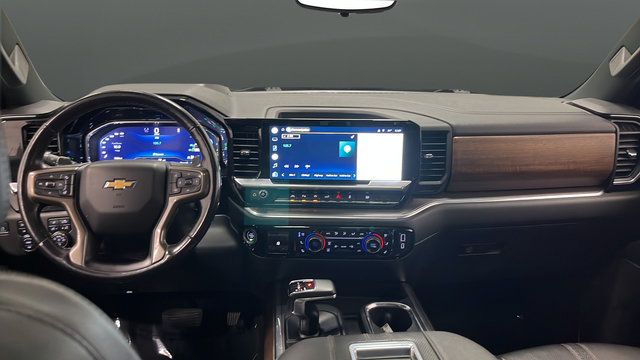 Used 2022 Chevrolet Silverado 1500 High Country w/ High Country Premium Package AWD/4WD image 11