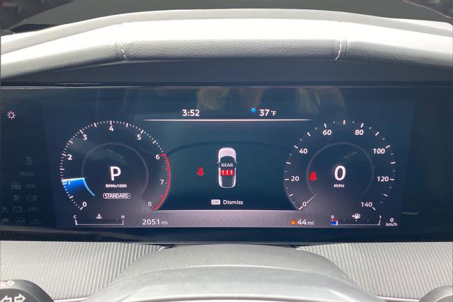 Used 2025 Nissan Murano SV AWD/4WD image 16