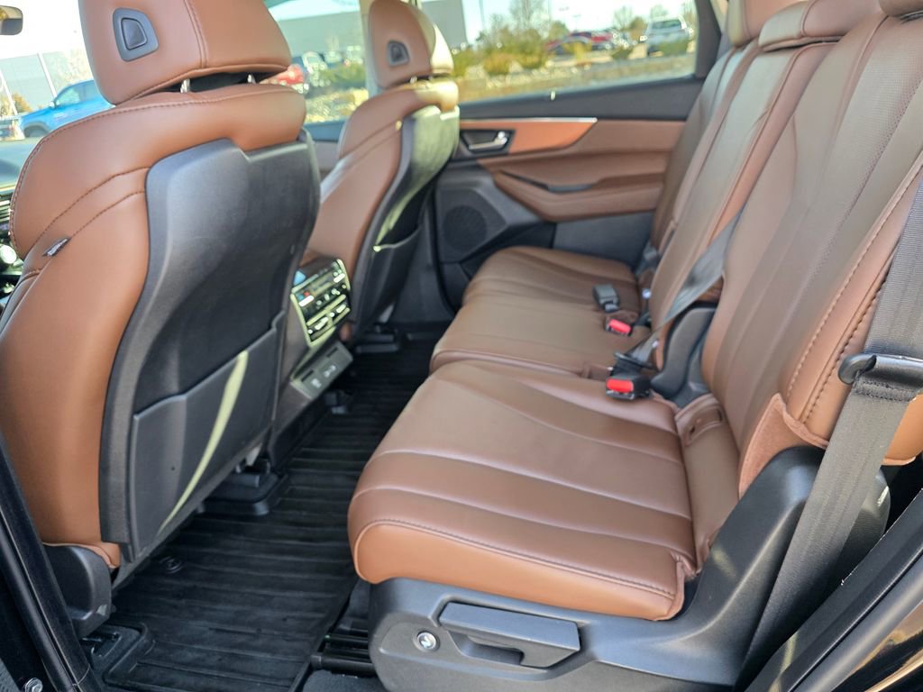 Used 2024 Acura MDX SH-AWD w/ Technology Package image 26