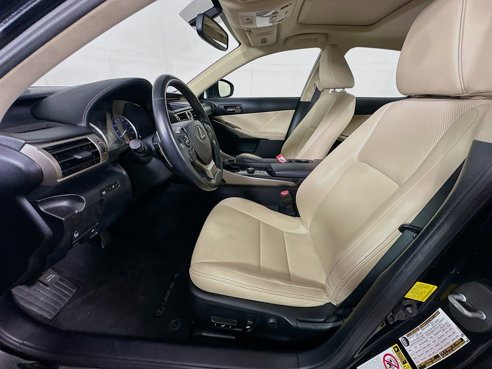 Used 2014 Lexus IS 250 AWD w/ Navigation Package image 13