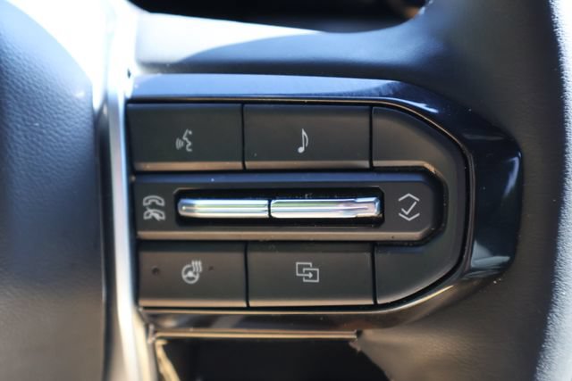 Used 2024 Chevrolet Colorado LT w/ LT Convenience Package III AWD/4WD image 7