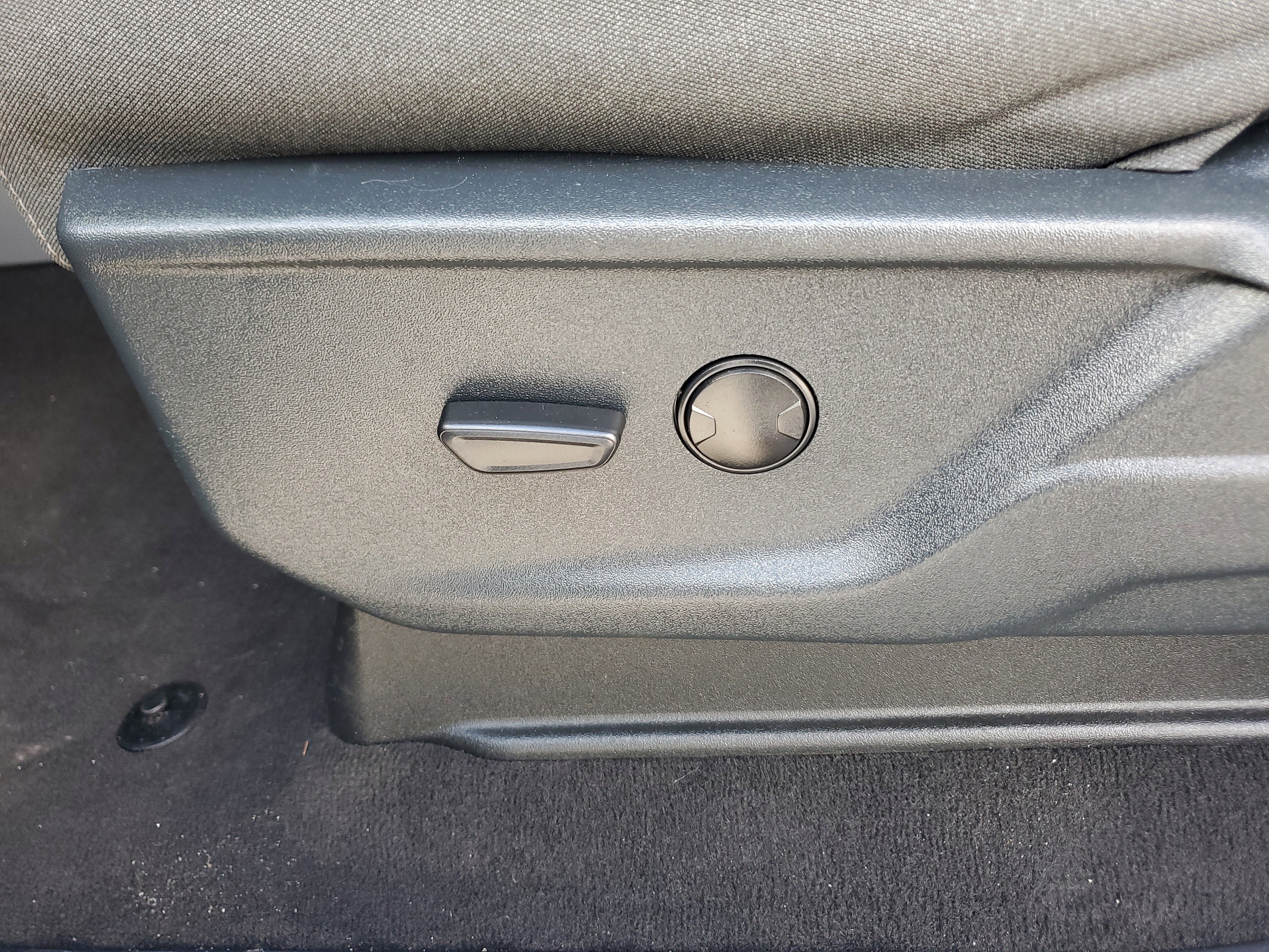 Used 2024 Ford F350 XLT w/ 360-Degree Camera Package image 12