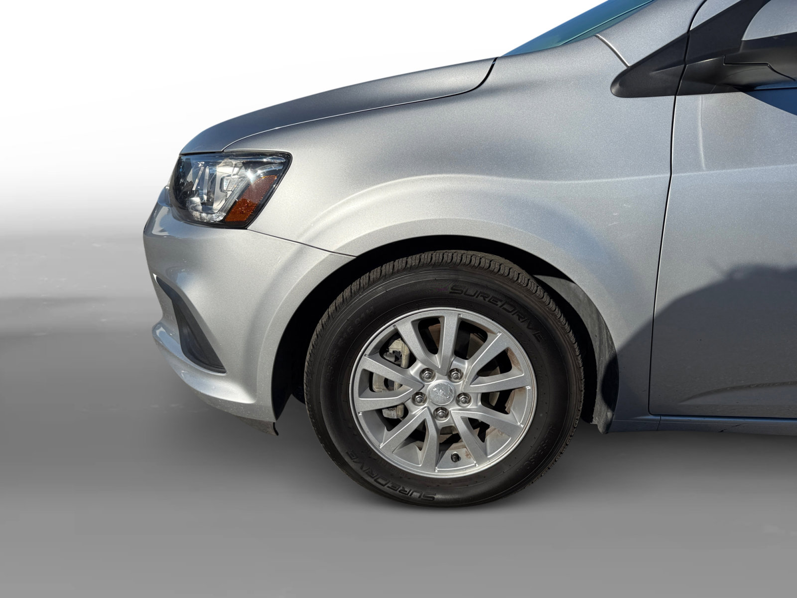 Used 2017 Chevrolet Sonic LT image 9