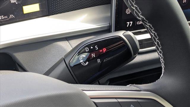 New 2026 Volkswagen Tiguan SE image 18