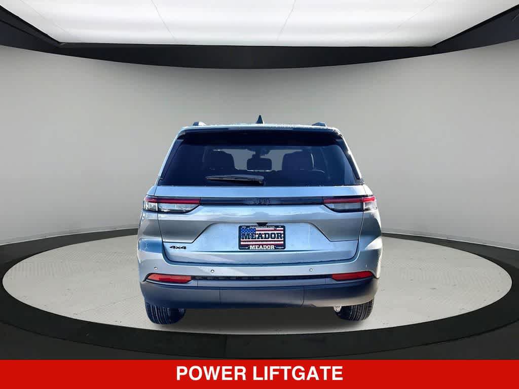 New 2026 Jeep Grand Cherokee Altitude AWD/4WD image 6