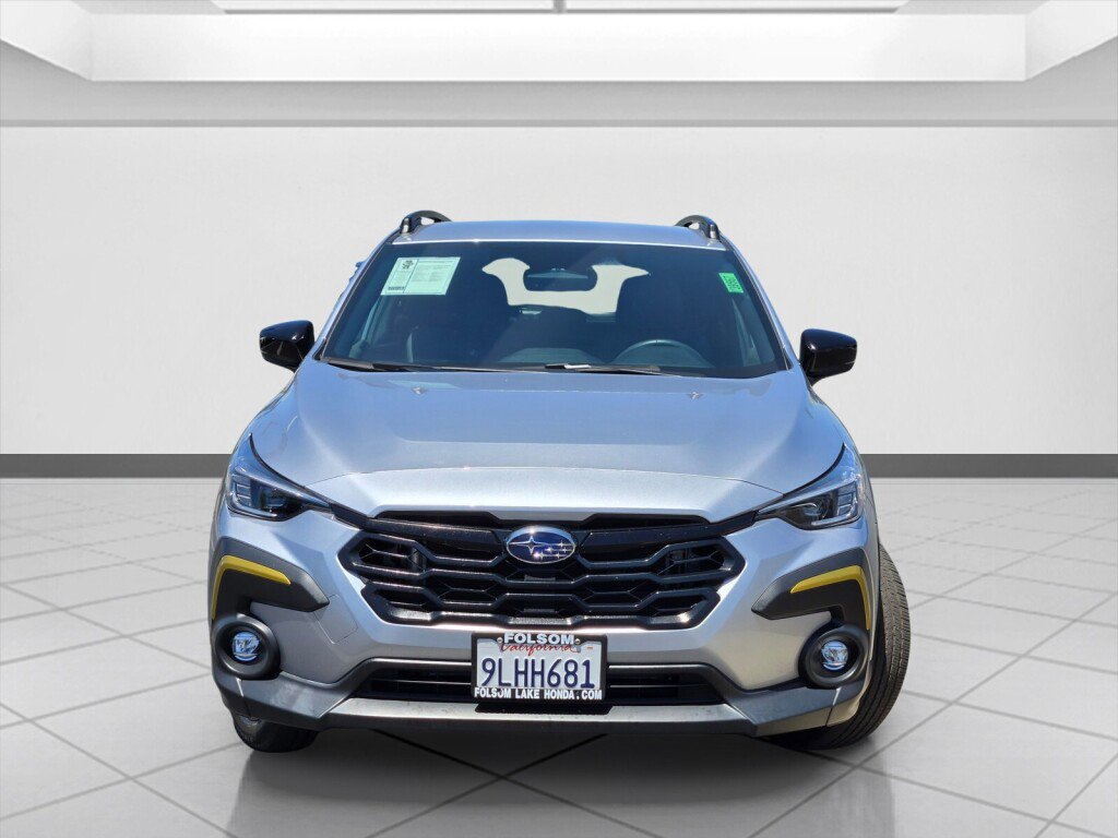Used 2024 Subaru Crosstrek 2.5i Sport w/ Crosstrek Mirror Package AWD/4WD image 2