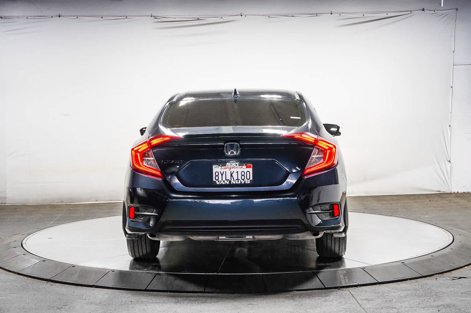 Used 2018 Honda Civic EX-T image 3