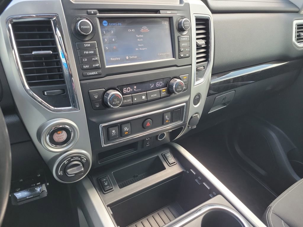 Used 2018 Nissan Titan SV w/ SV Convenience Package AWD/4WD image 28