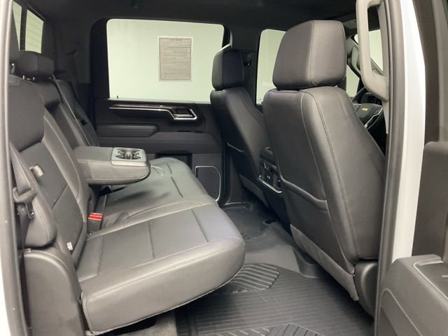 Certified 2026 Chevrolet Silverado 2500 LTZ w/ LTZ Convenience Package image 32