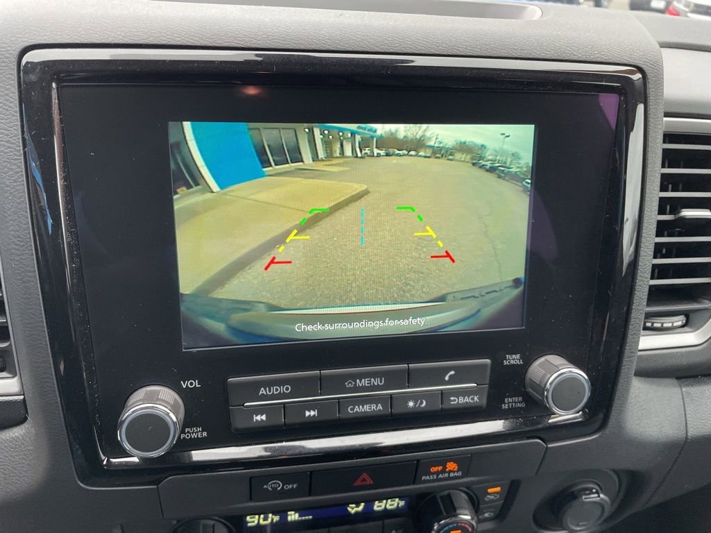 Used 2024 Nissan Frontier SV w/ SV Convenience Package image 11