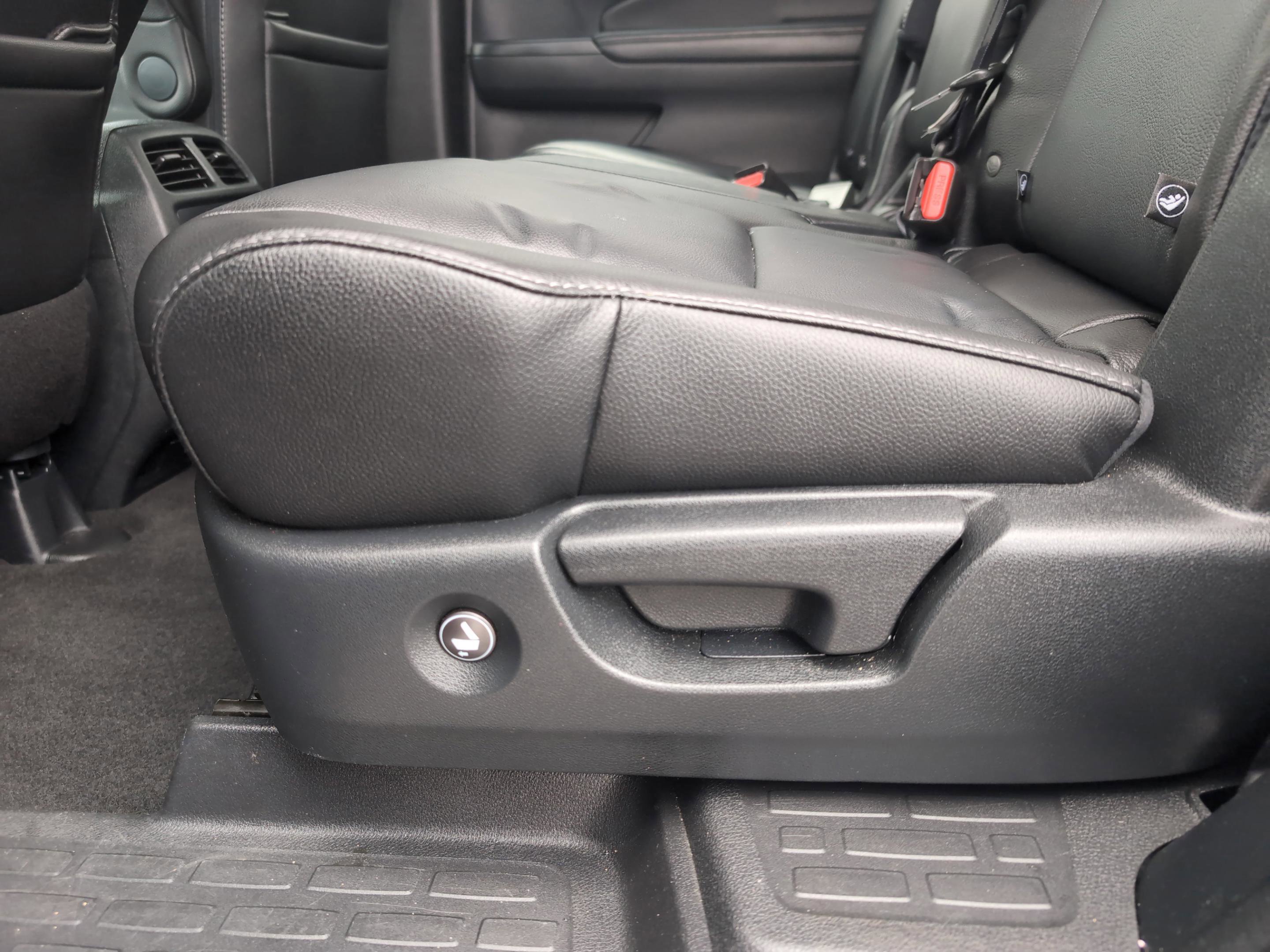 Used 2022 Honda Pilot Special Edition image 16