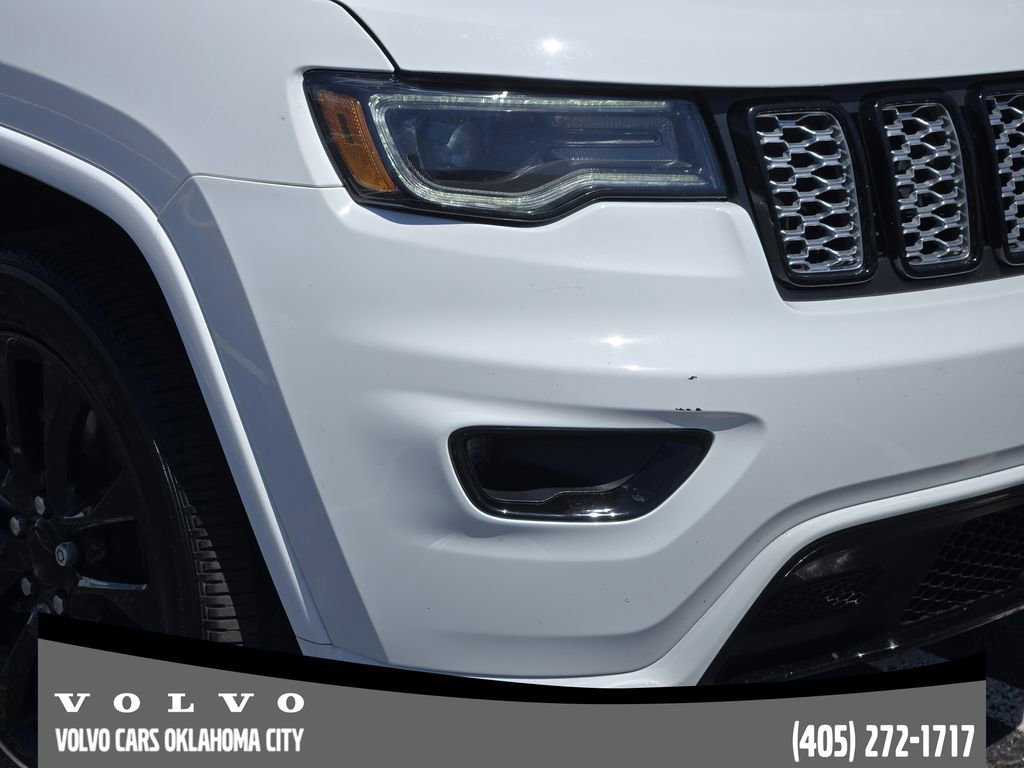 Used 2021 Jeep Grand Cherokee Laredo X AWD/4WD image 7