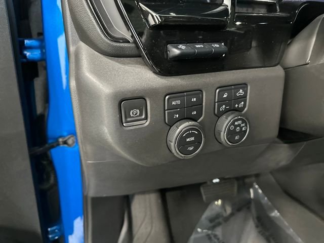 Used 2023 Chevrolet Silverado 1500 ZR2 w/ Technology Package image 7
