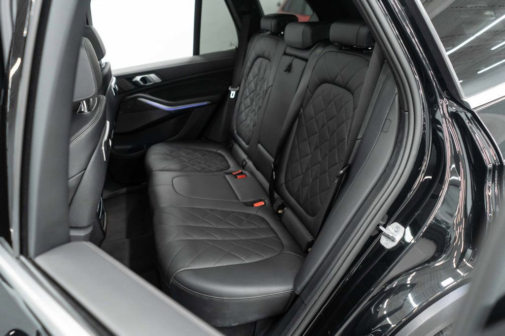 Used 2024 BMW X5 xDrive40i w/ Premium Package image 36