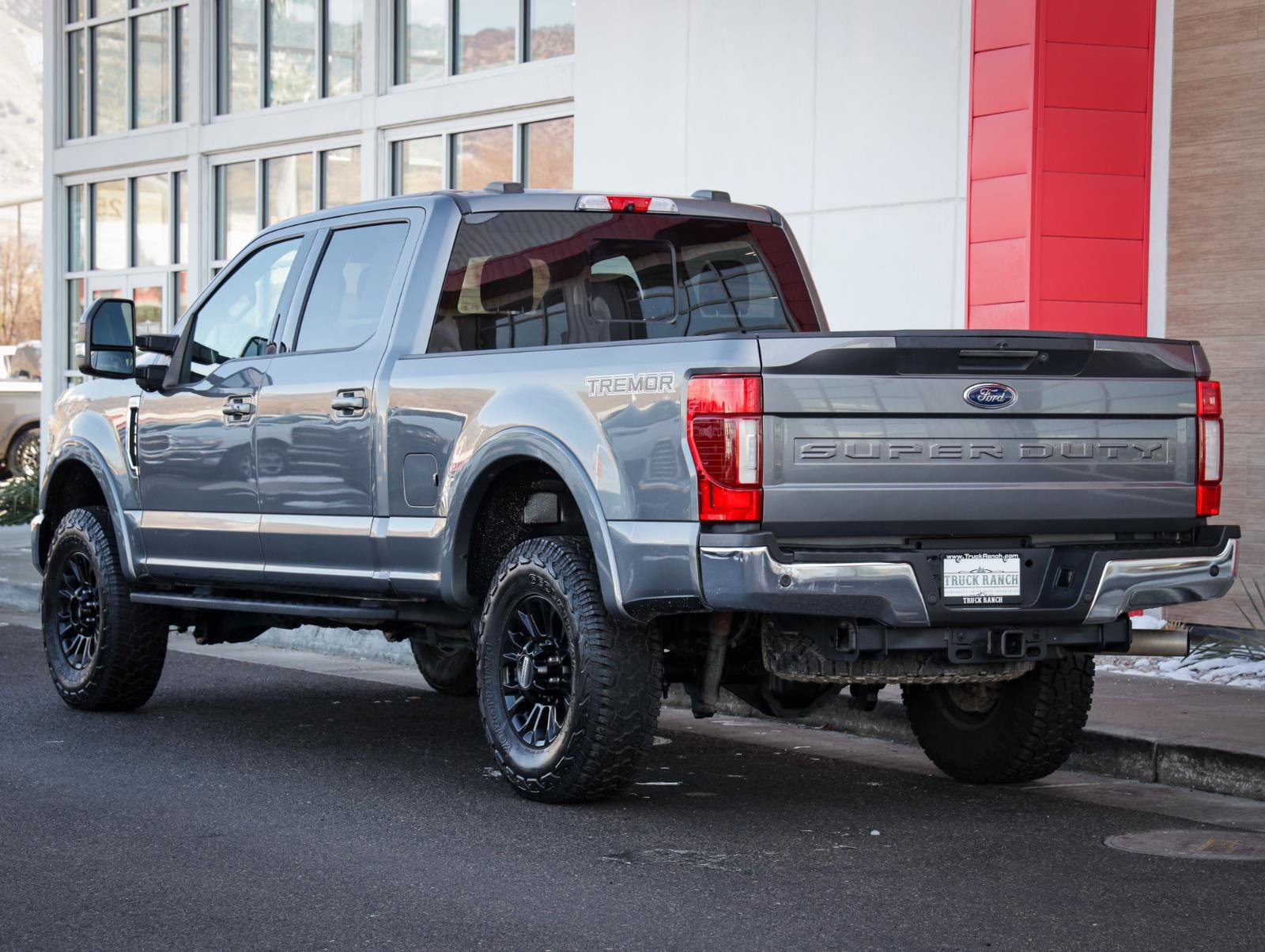 Used 2021 Ford F250 Lariat w/ Tremor Off-Road Package image 6