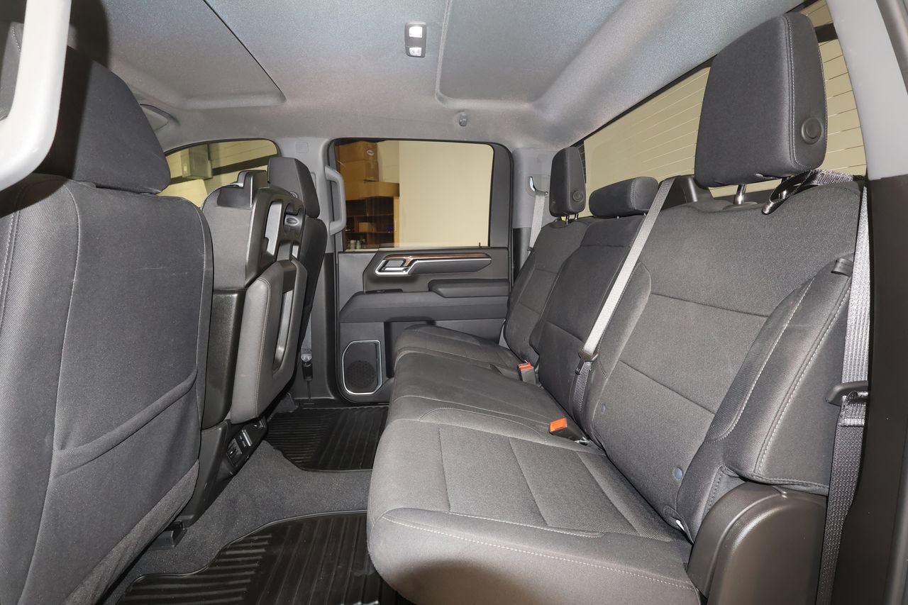 Certified 2025 Chevrolet Silverado 2500 LT w/ Convenience Package image 24