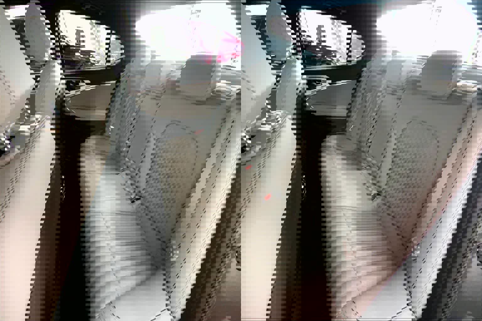 Used 2023 Genesis G70 2.0T w/ Sport Prestige Package image 27