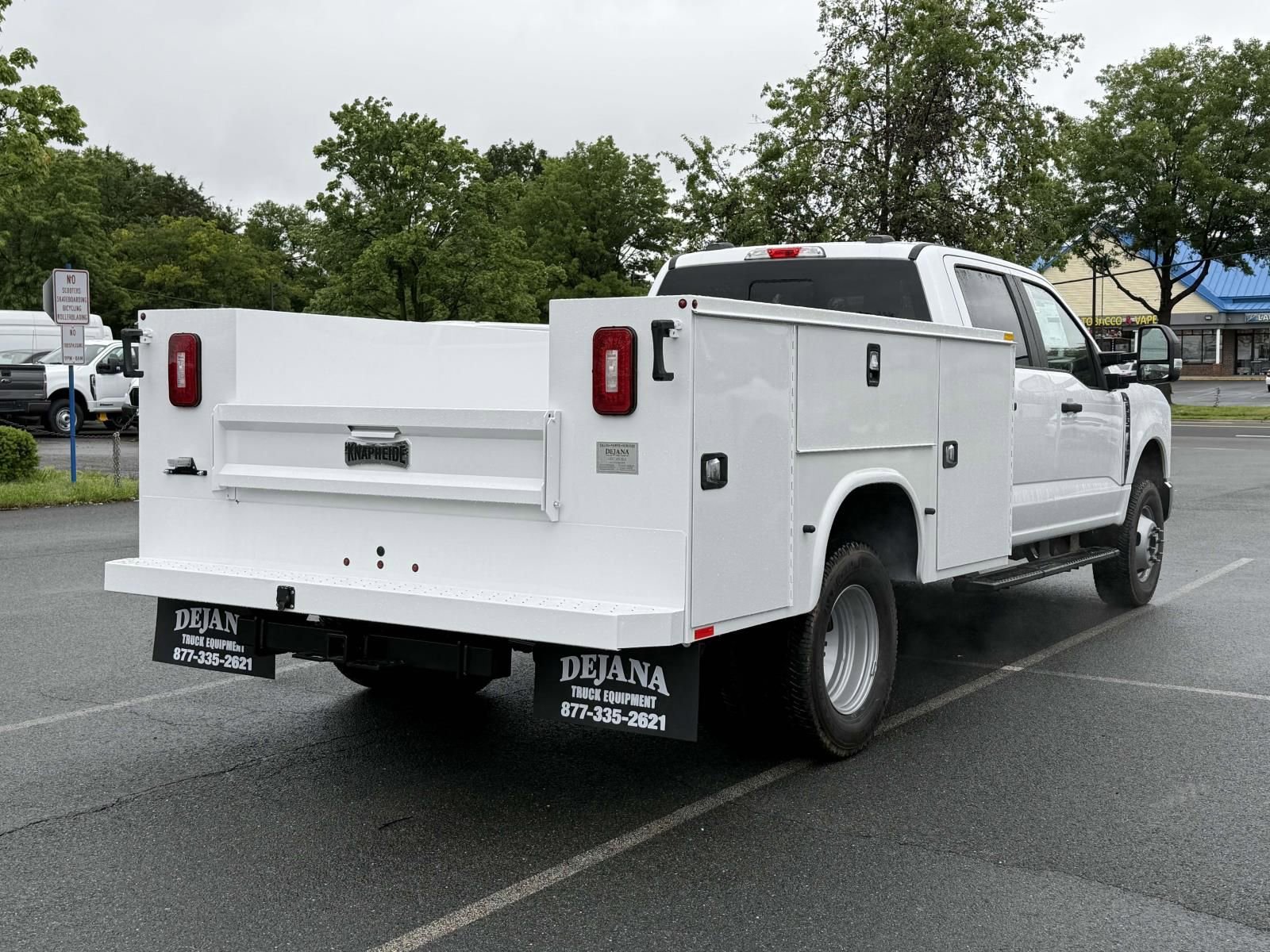 New 2025 Ford F350 XL w/ XL Chrome Package image 2