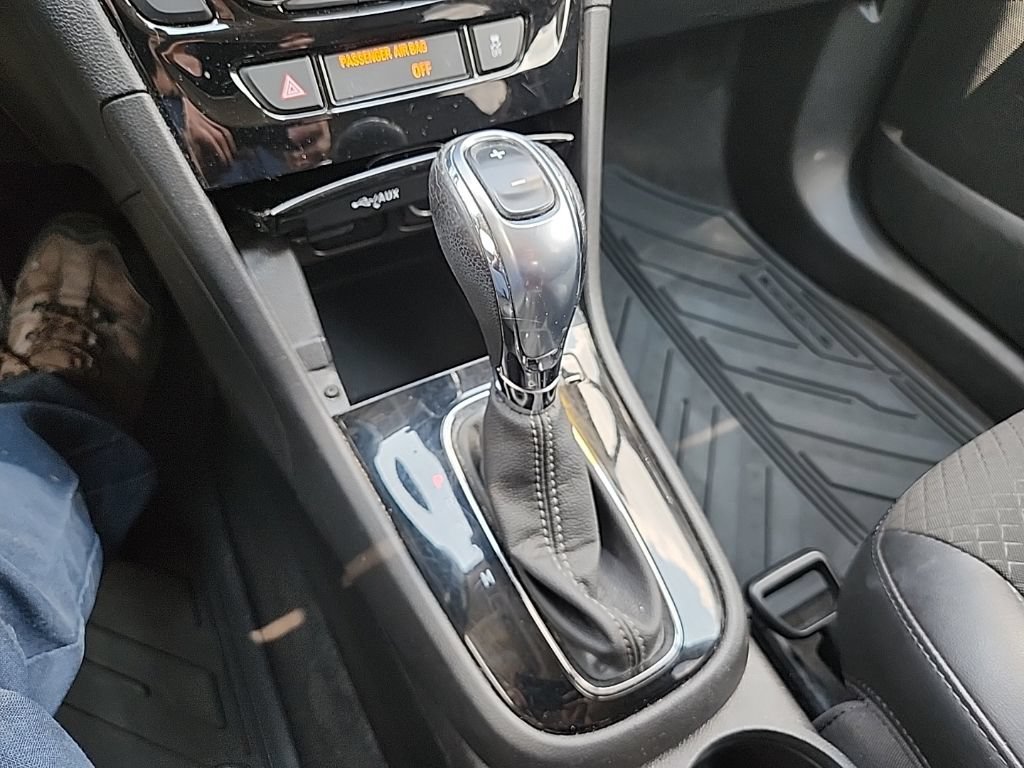 Used 2017 Buick Encore Preferred FWD image 17