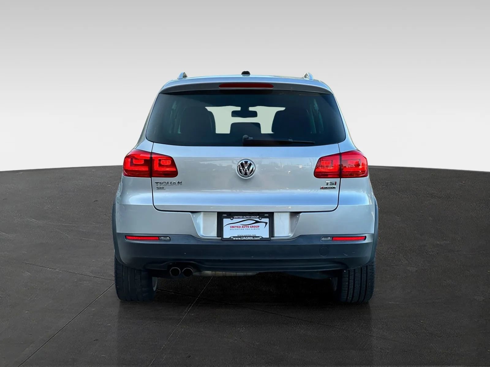 Used 2016 Volkswagen Tiguan SEL image 6