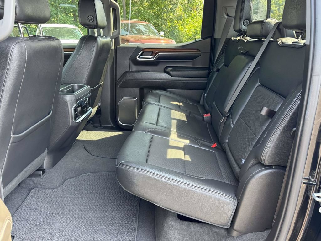 Used 2023 GMC Sierra 1500 Denali w/ Denali Reserve Package AWD/4WD image 17