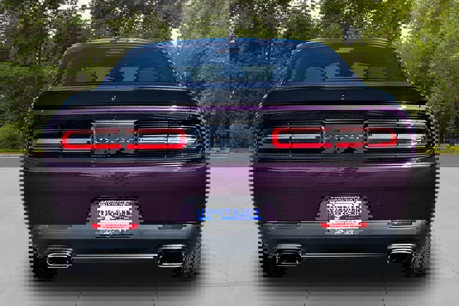 Used 2022 Dodge Challenger R/T w/ Shaker Package image 6