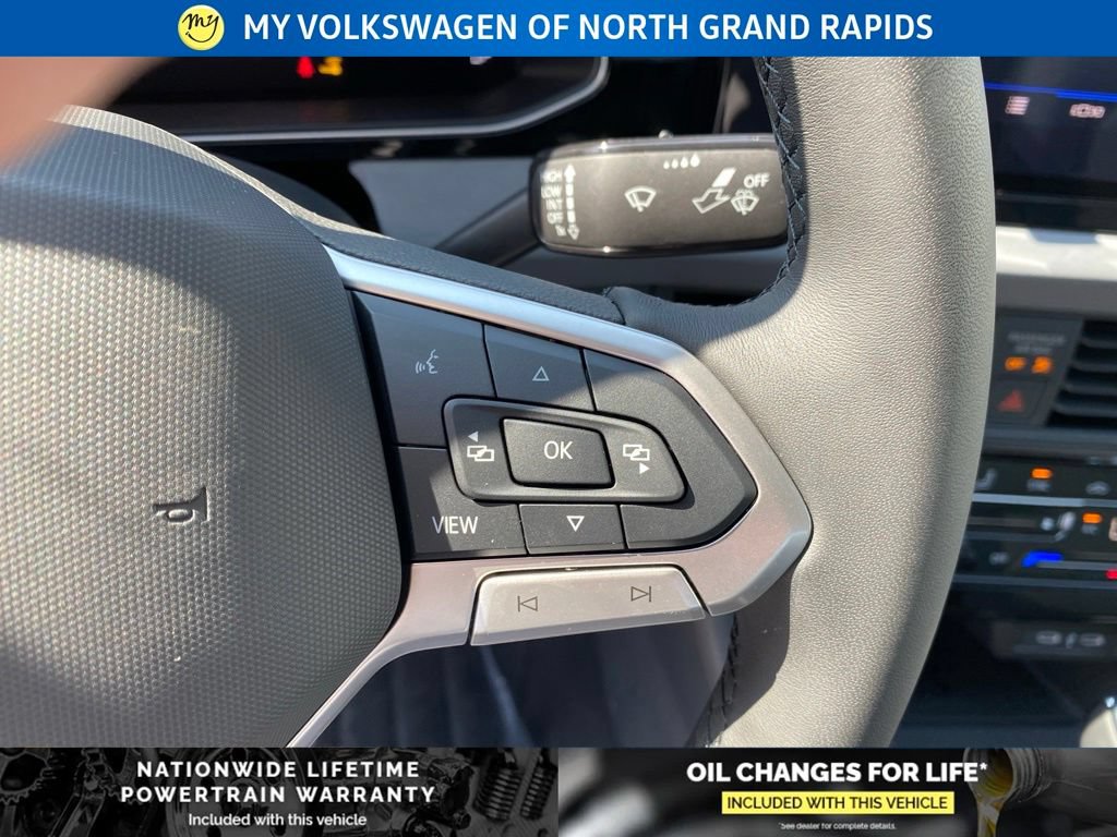 New 2026 Volkswagen Jetta SE FWD image 10