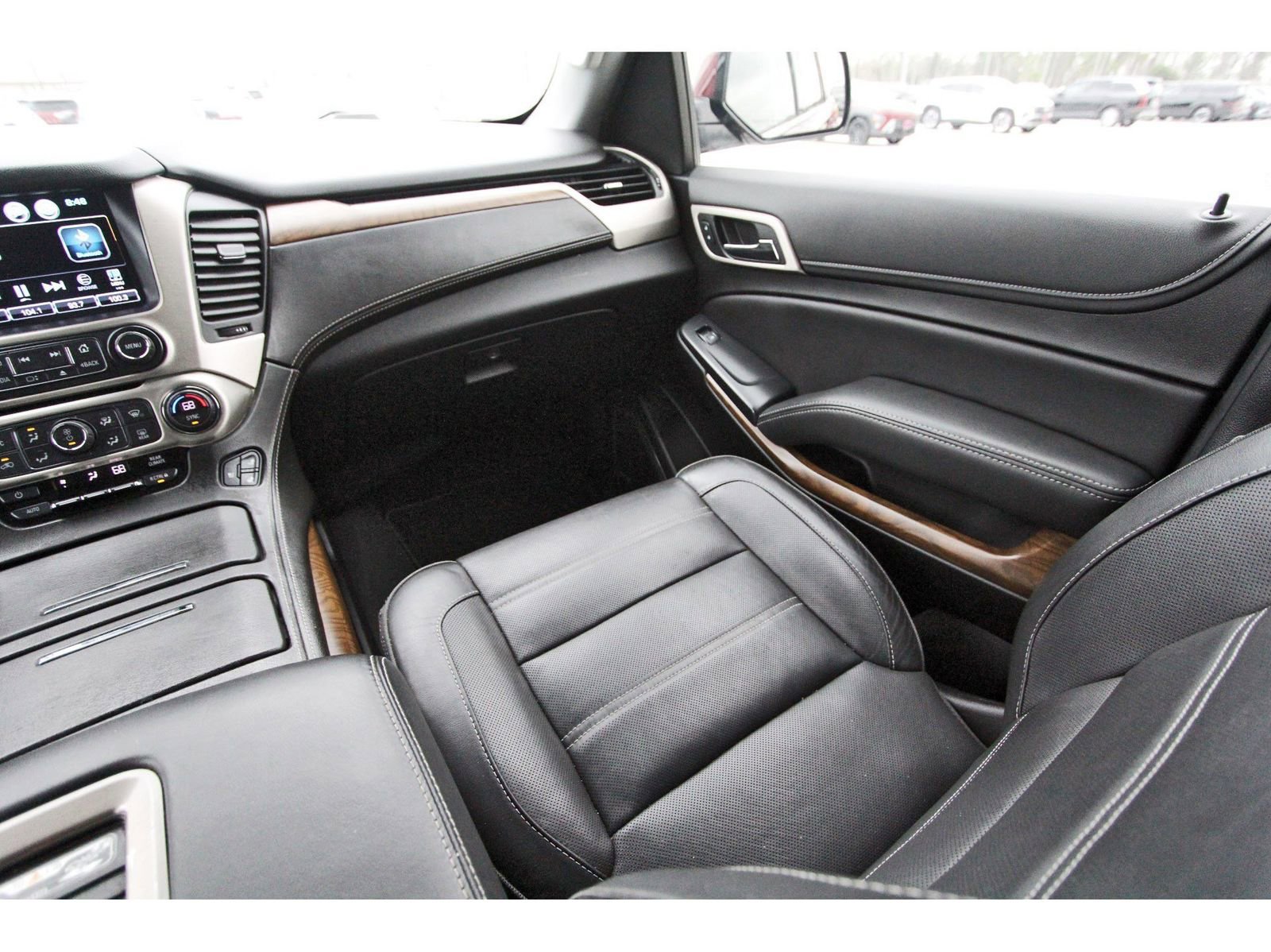 Used 2020 GMC Yukon Denali w/ Denali Ultimate Package image 14