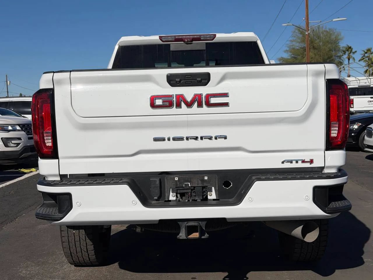 Used 2021 GMC Sierra 2500 AT4 w/ AT4 Premium Plus Package AWD/4WD image 10
