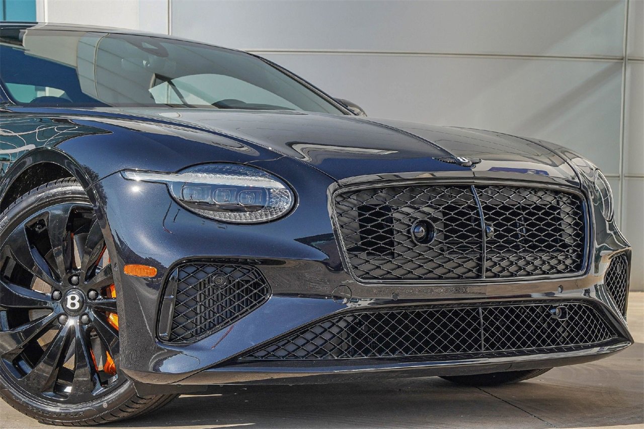 New 2025 Bentley Continental GT image 9